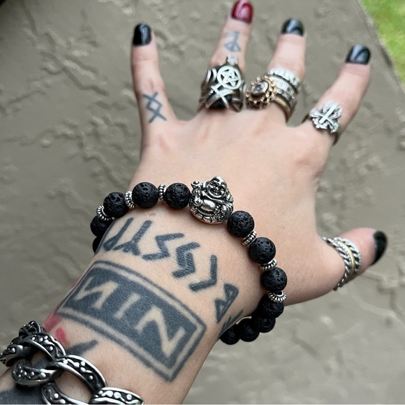 🔴❌ SALE ! red dot items are 2 for $25 . Bundle more than 3 and its $10 each 🙂 - Picture 11 of 12